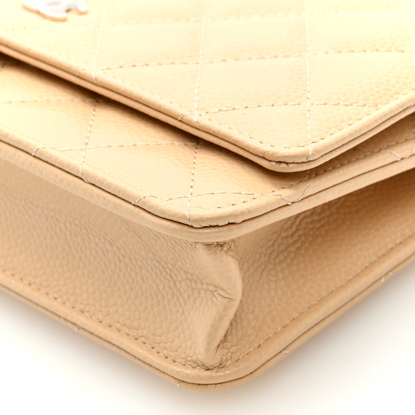 Caviar Quilted Wallet On Chain WOC Beige