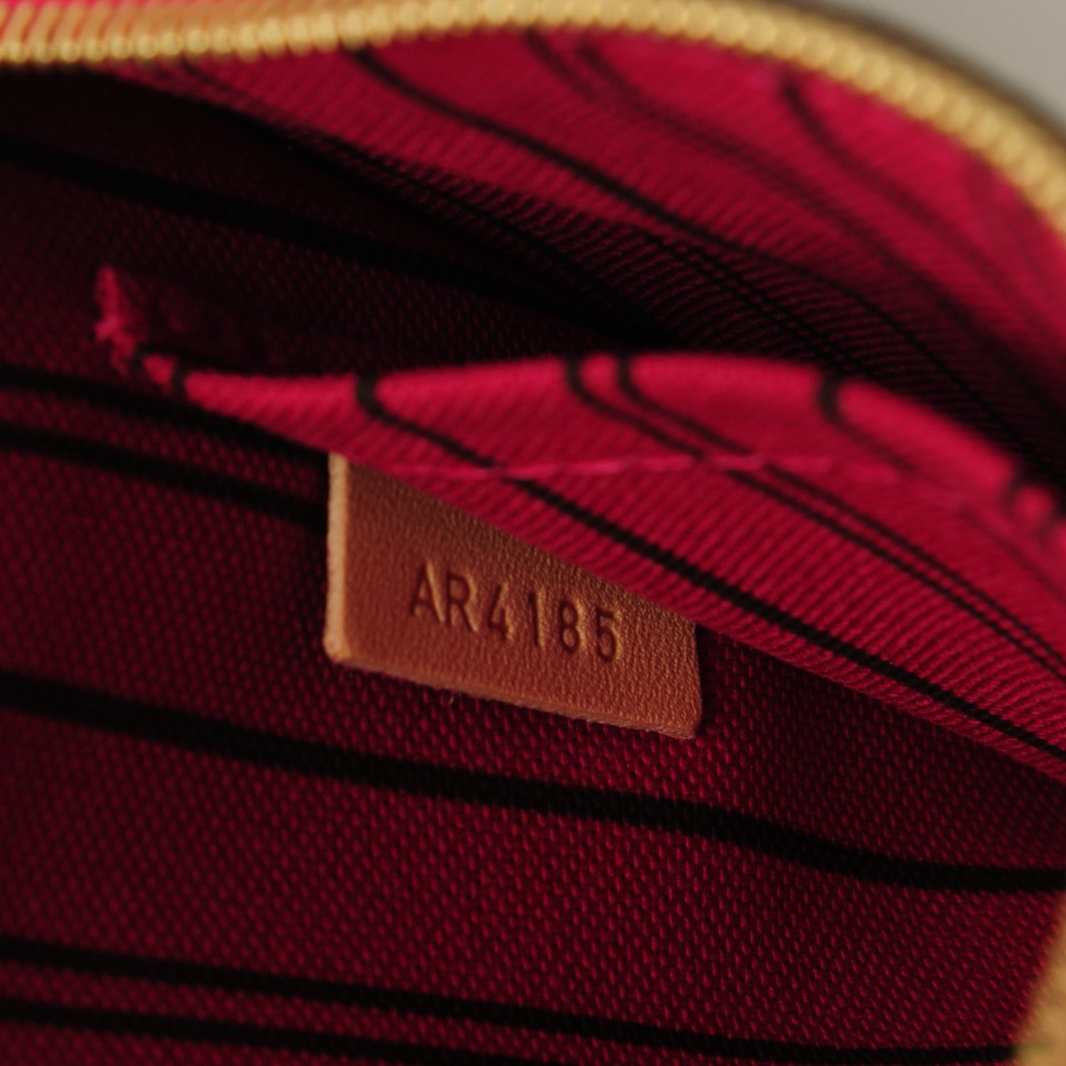 Louis Vuitton Monogram Neverfull PM Pochette Fuchsia 7 of 7