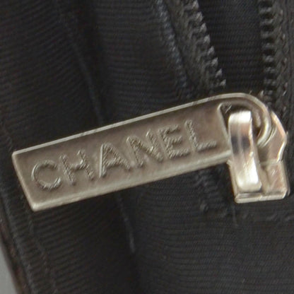 Chanel Vinyl XXL Reissue Flap Black 7 of 8
