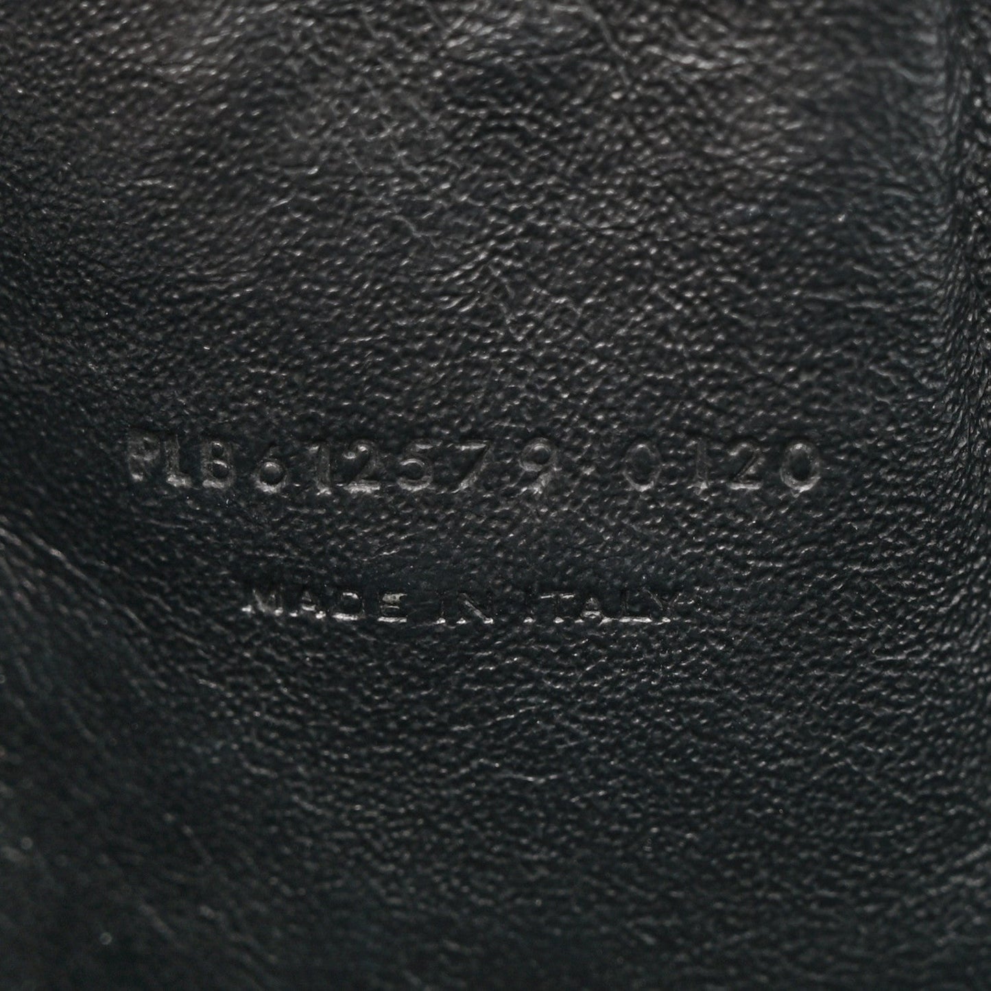Grain De Poudre Matelasse Monochrome Monogram Mini Lou Camera Bag Black