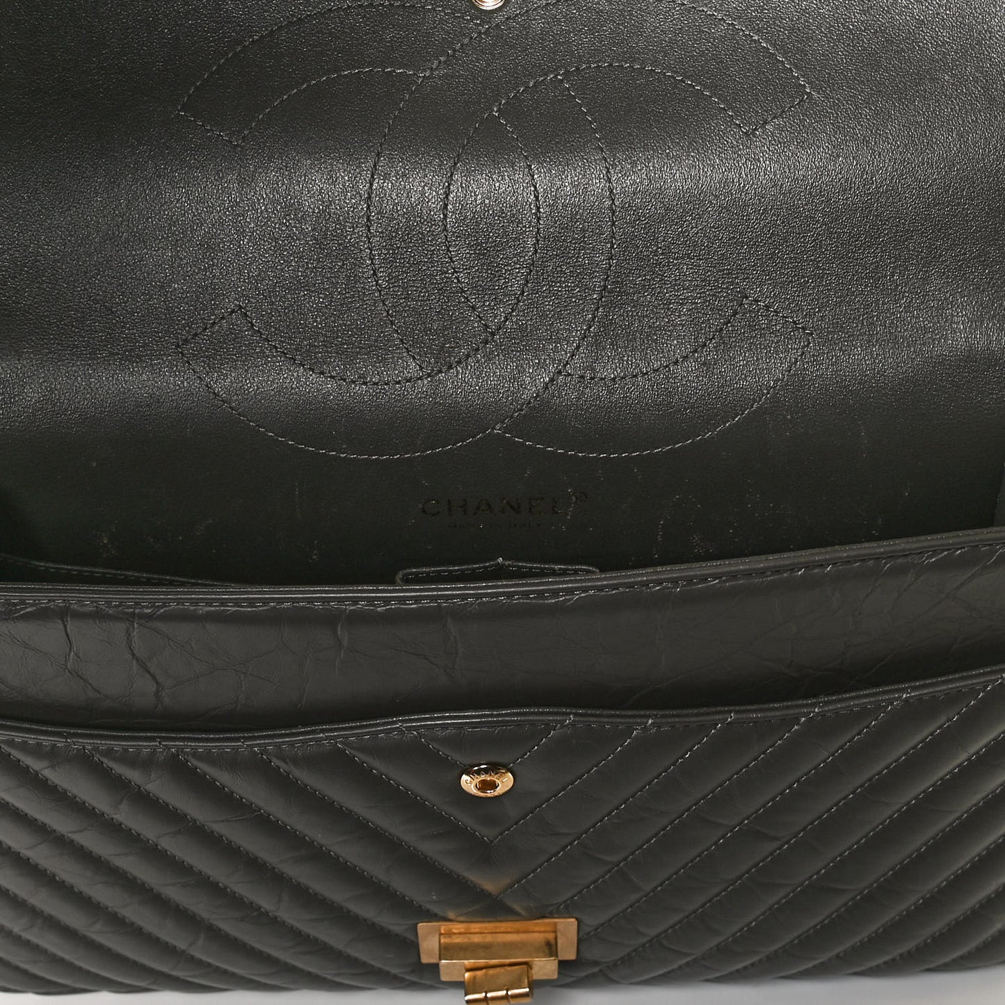 Aged Calfskin Chevron Quilted 2.55 Reissue 227 Flap Grey