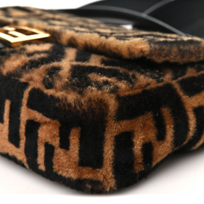 Fendi Shearling Vitello Dolce Macro FF 1974 Baguette Tobacco Black 10 of 10