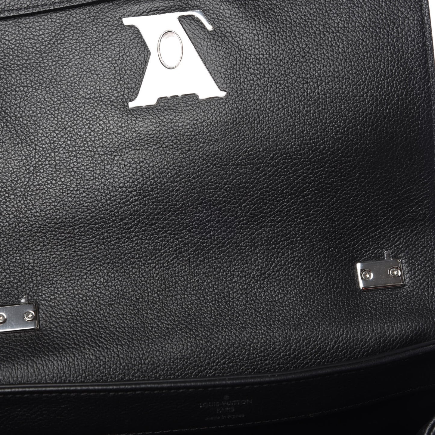 Calfskin Lockme II Chain Bag BB Black