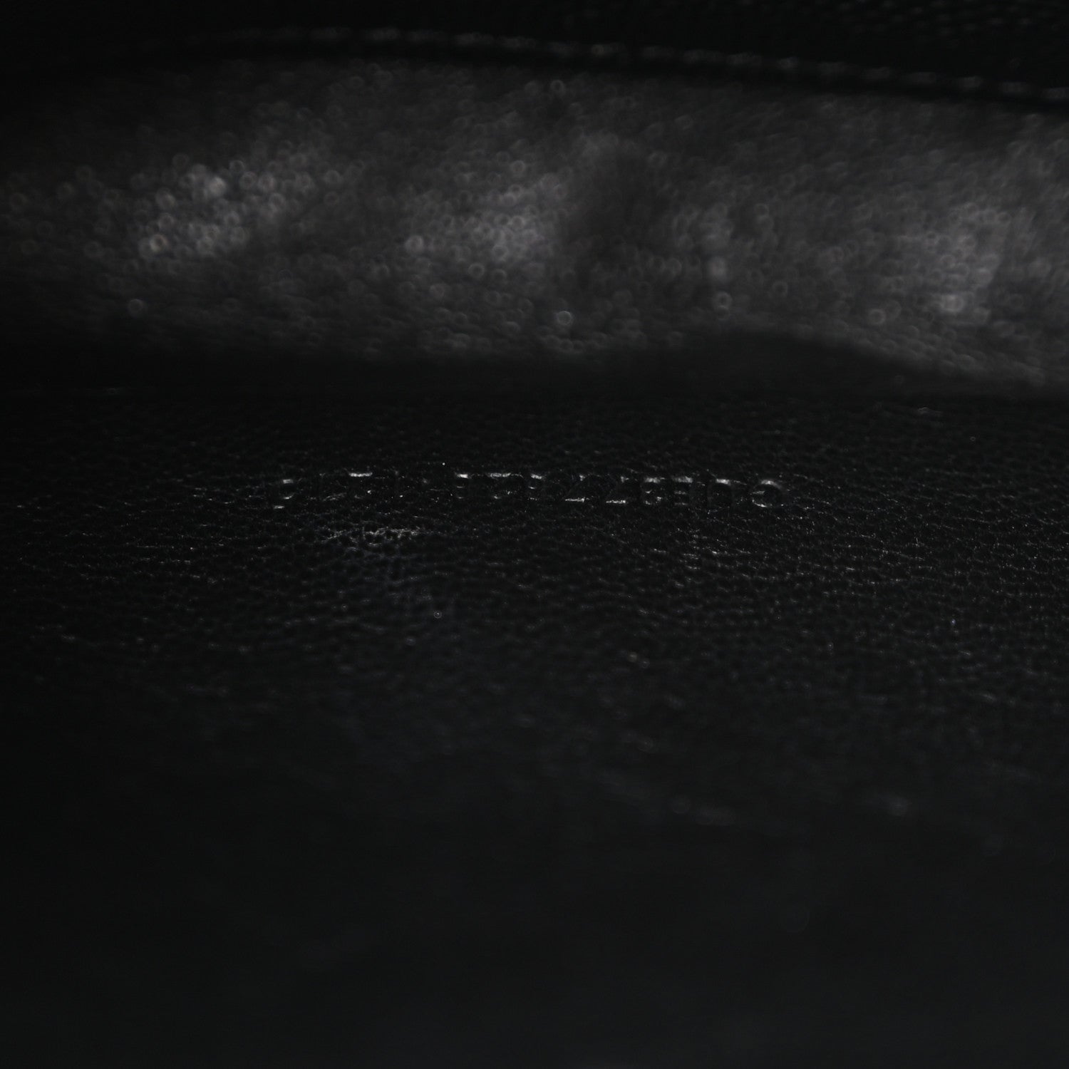 Saint Laurent Grain De Poudre Matelasse Chevron Monogram Chain Wallet Black 8 of 11