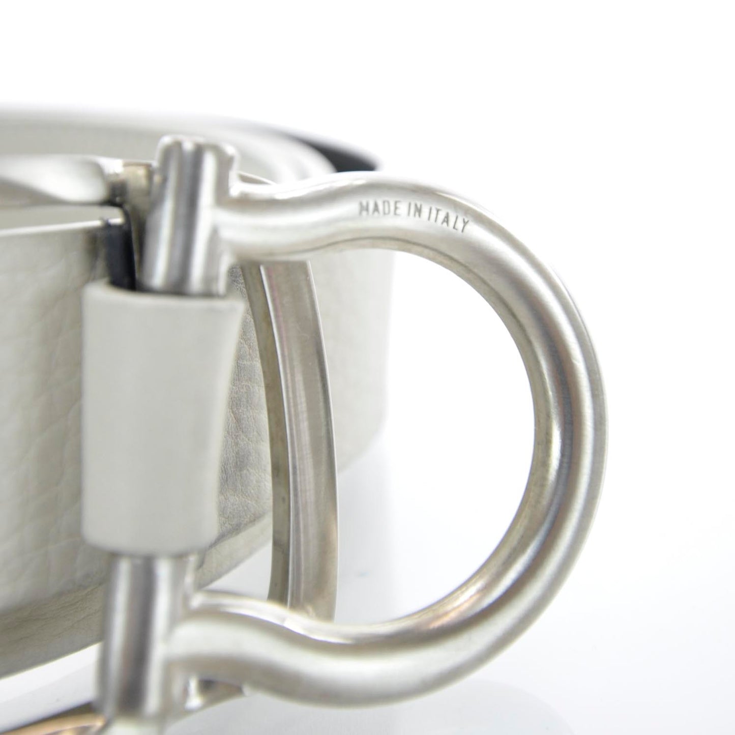 SALVATOREFERRAGAMOLeatherSingleGanciniBeltWhite