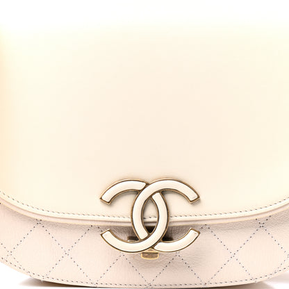 Chanel Shiny Calfskin Goatskin Quilted Medium Coco Curve Messenger Flap White 10 of 10