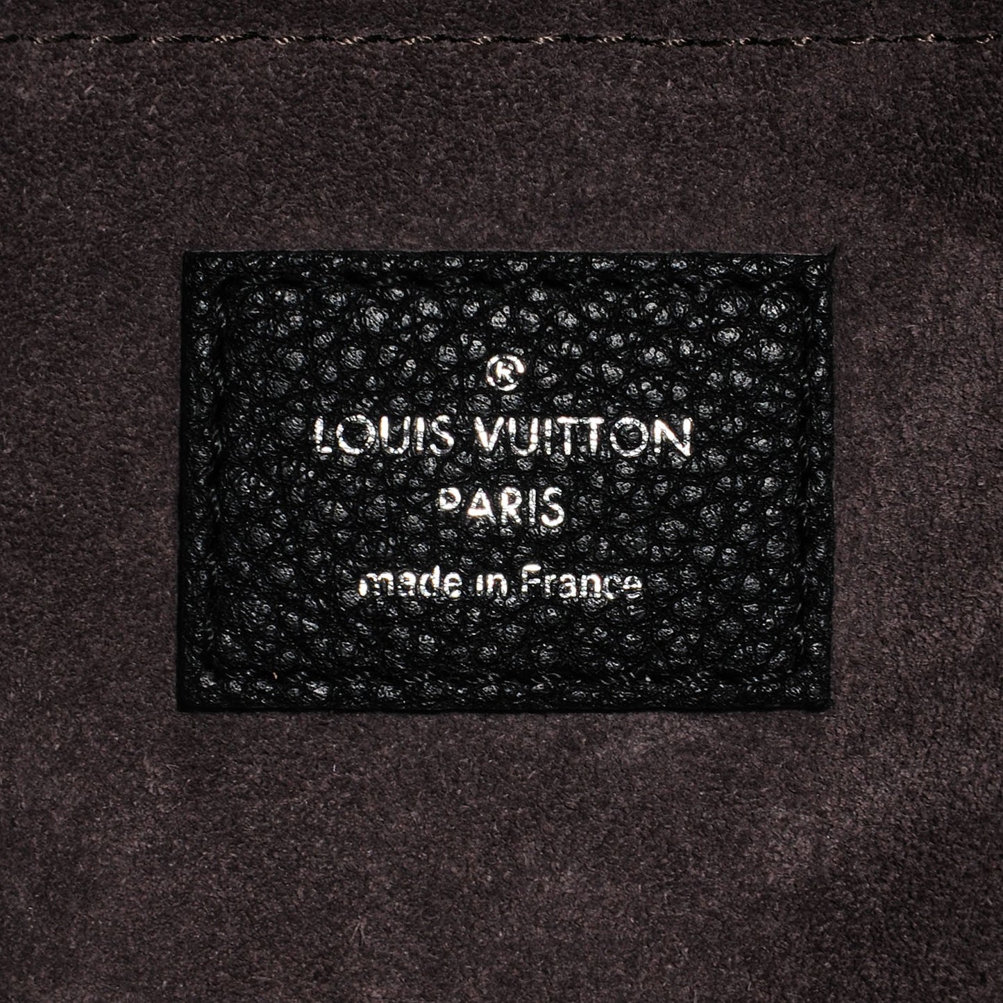 Cuir Taurillon Soft Lockit PM Black