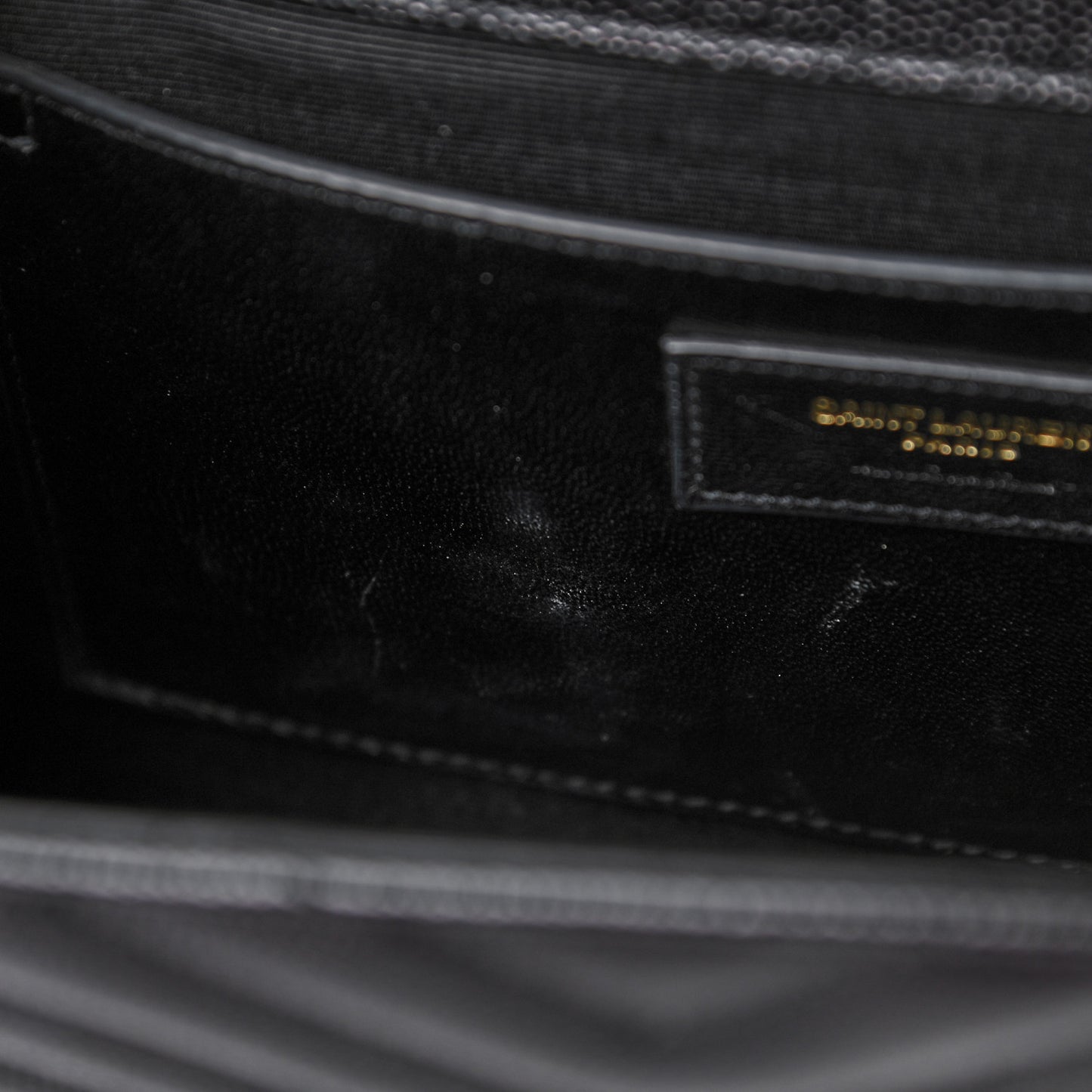 Grain De Poudre Matelasse Chevron Medium Monogram Satchel Black