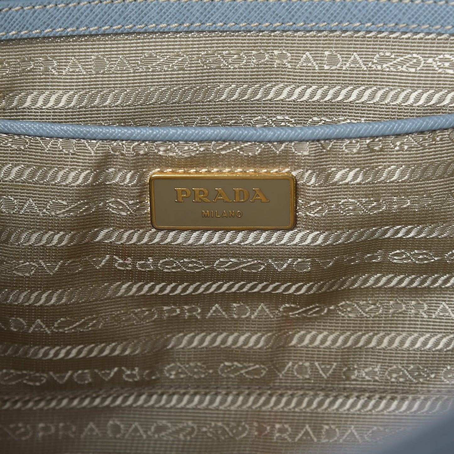 Saffiano Medium Galleria Double Zip Tote Lago