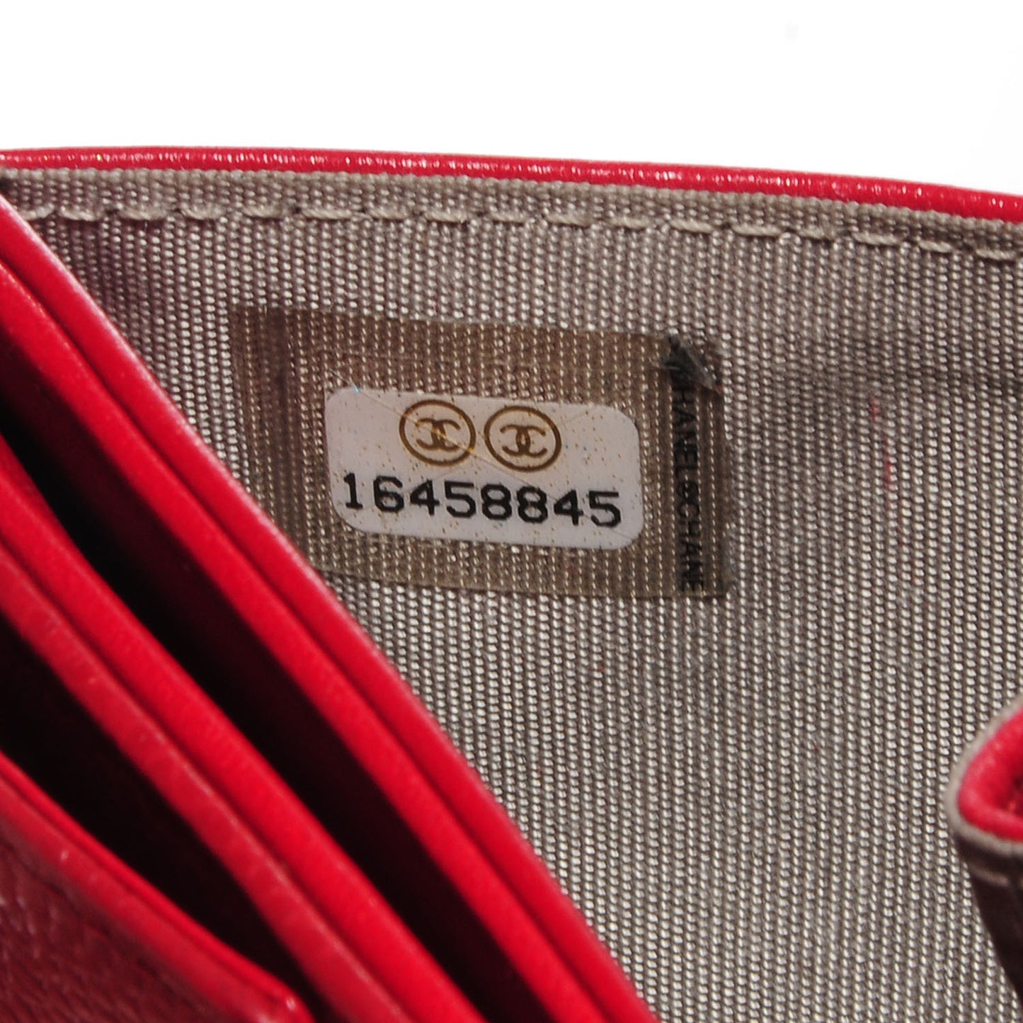 Caviar CC Timeless Small Flap Wallet Red