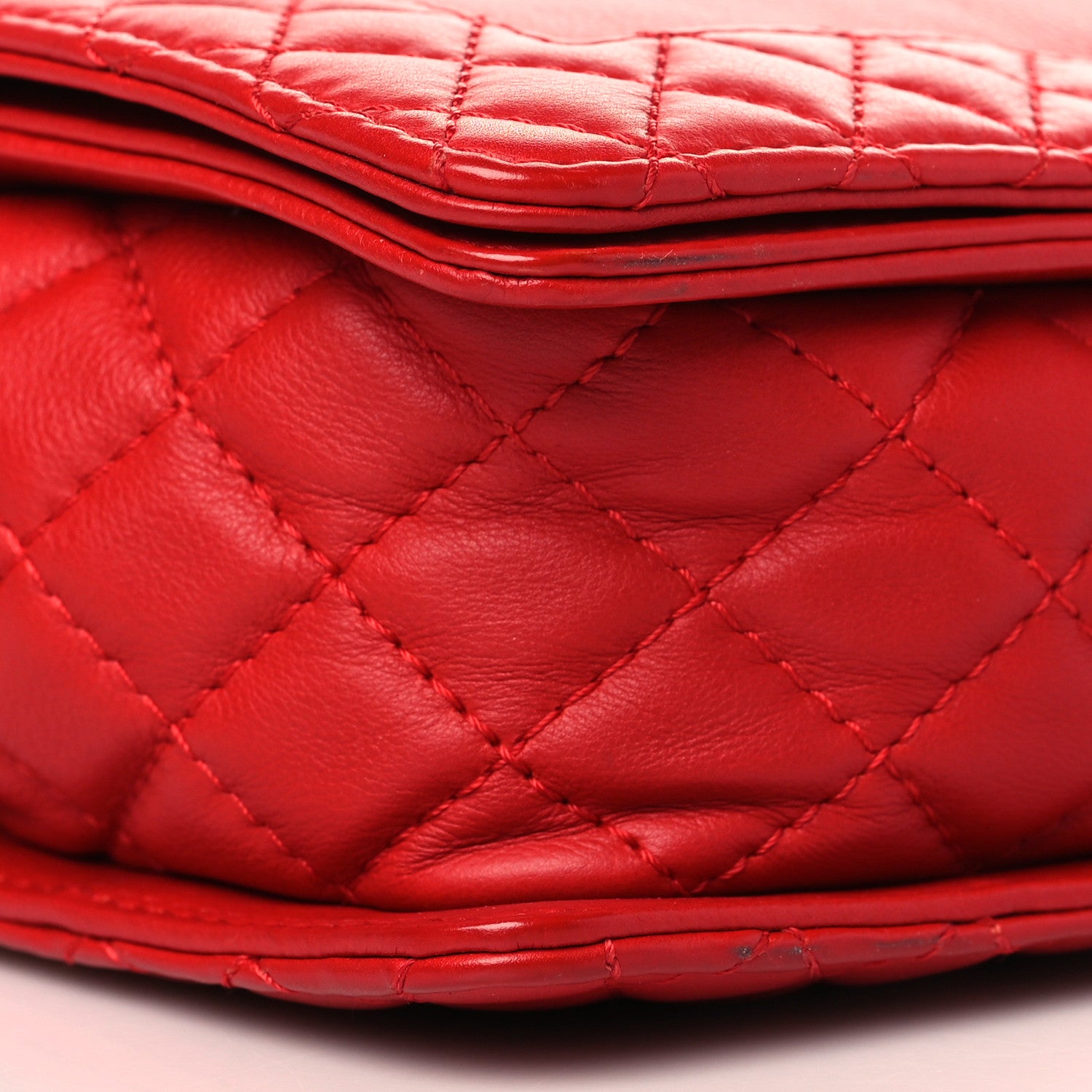 Chanel Calfskin Medium Boy Reverso Flap Red 8 of 9