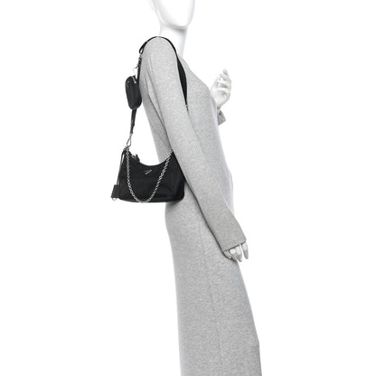 Prada Nylon Re-Edition 2005 Shoulder Bag Black 2 of 12