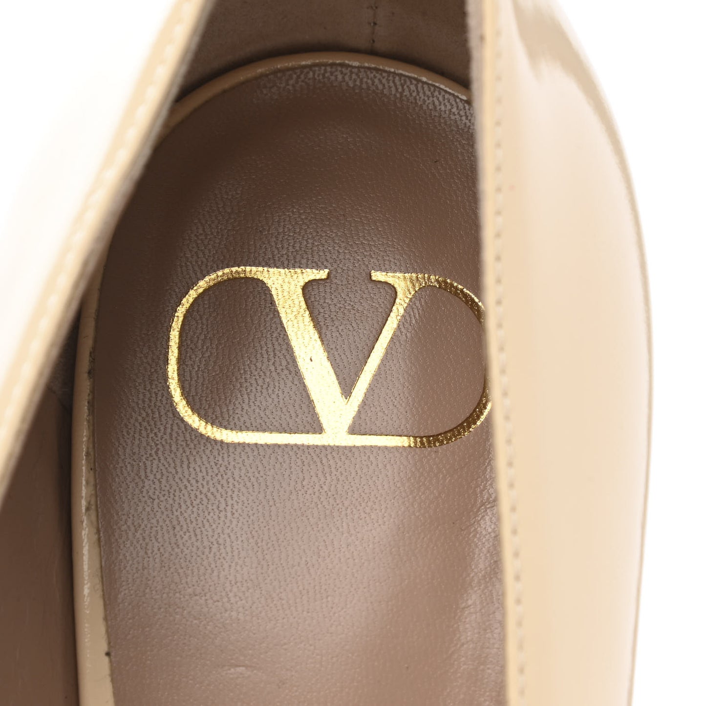 Patent Vlogo Club Block Pumps 39 Beige