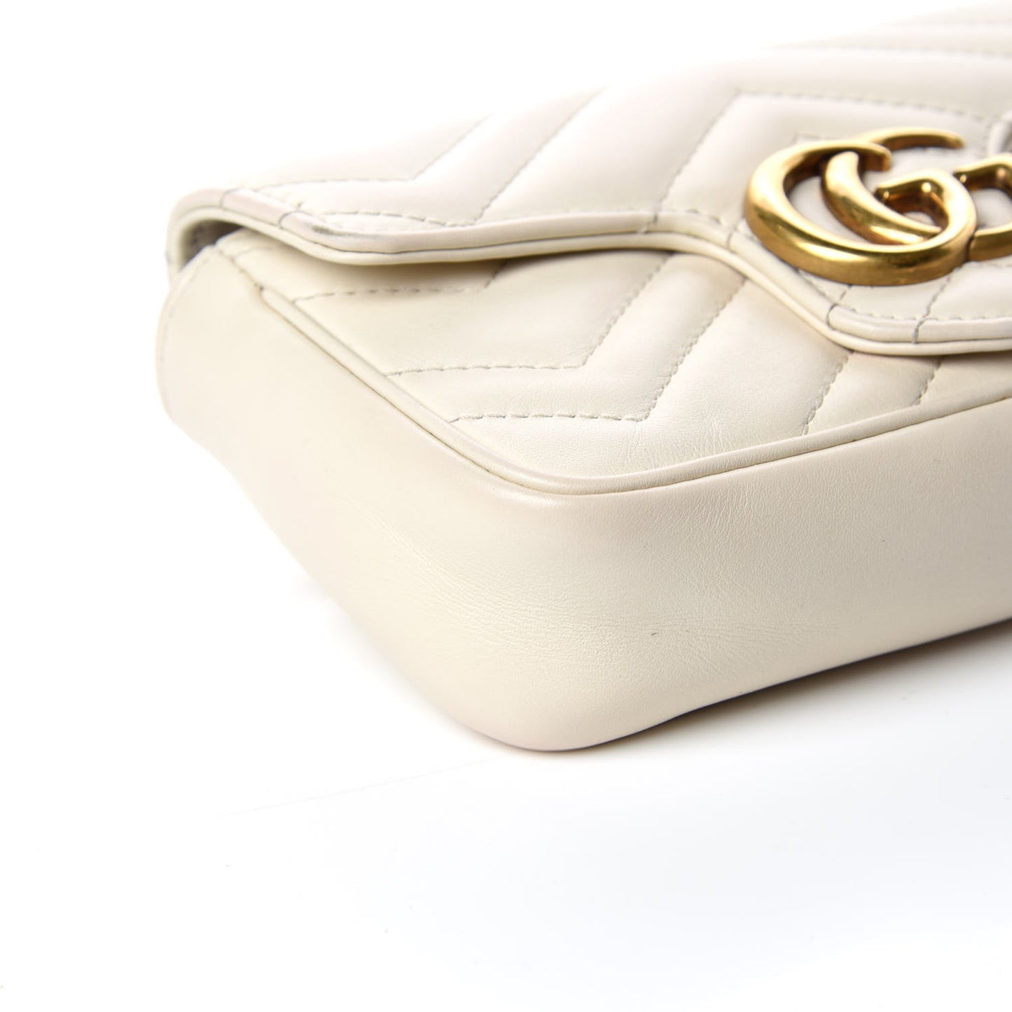 Calfskin Matelasse Super Mini GG Marmont Shoulder Bag White