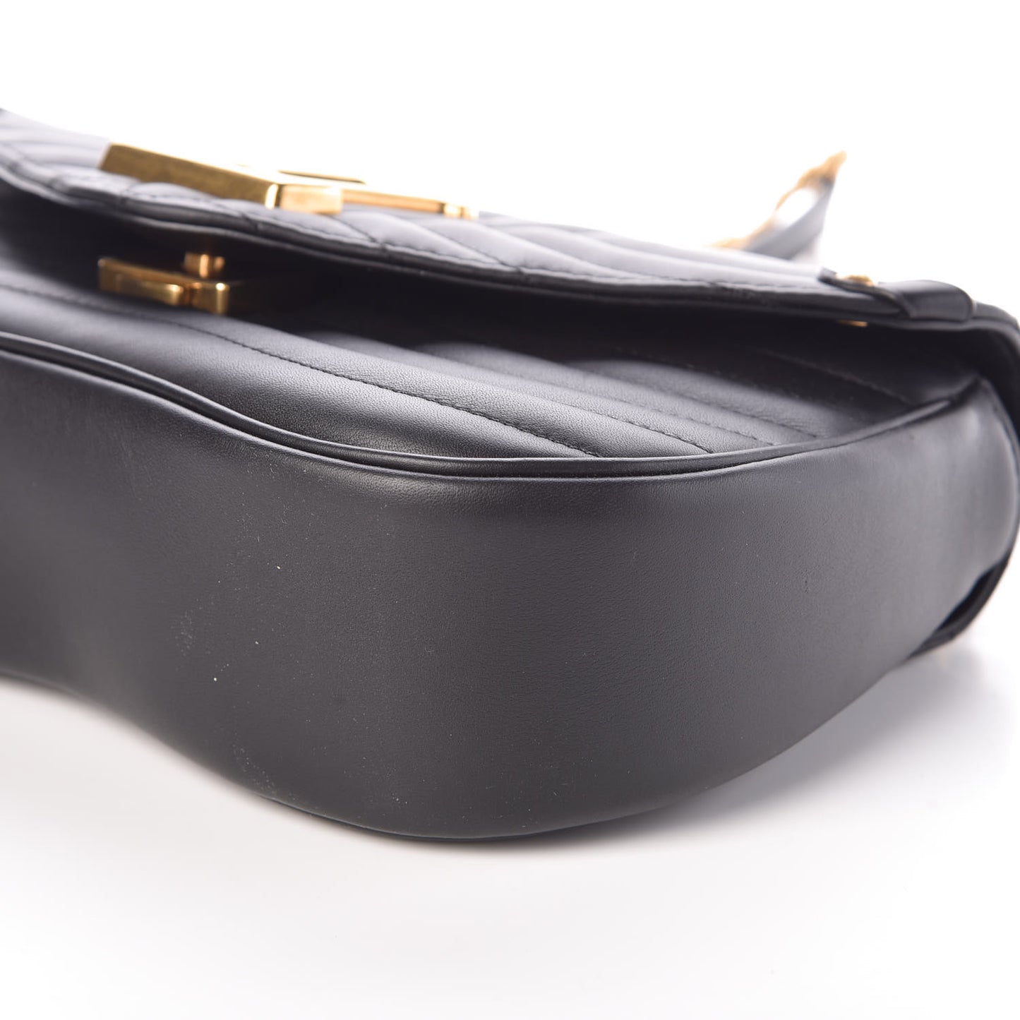 Calfskin New Wave Chain MM Black