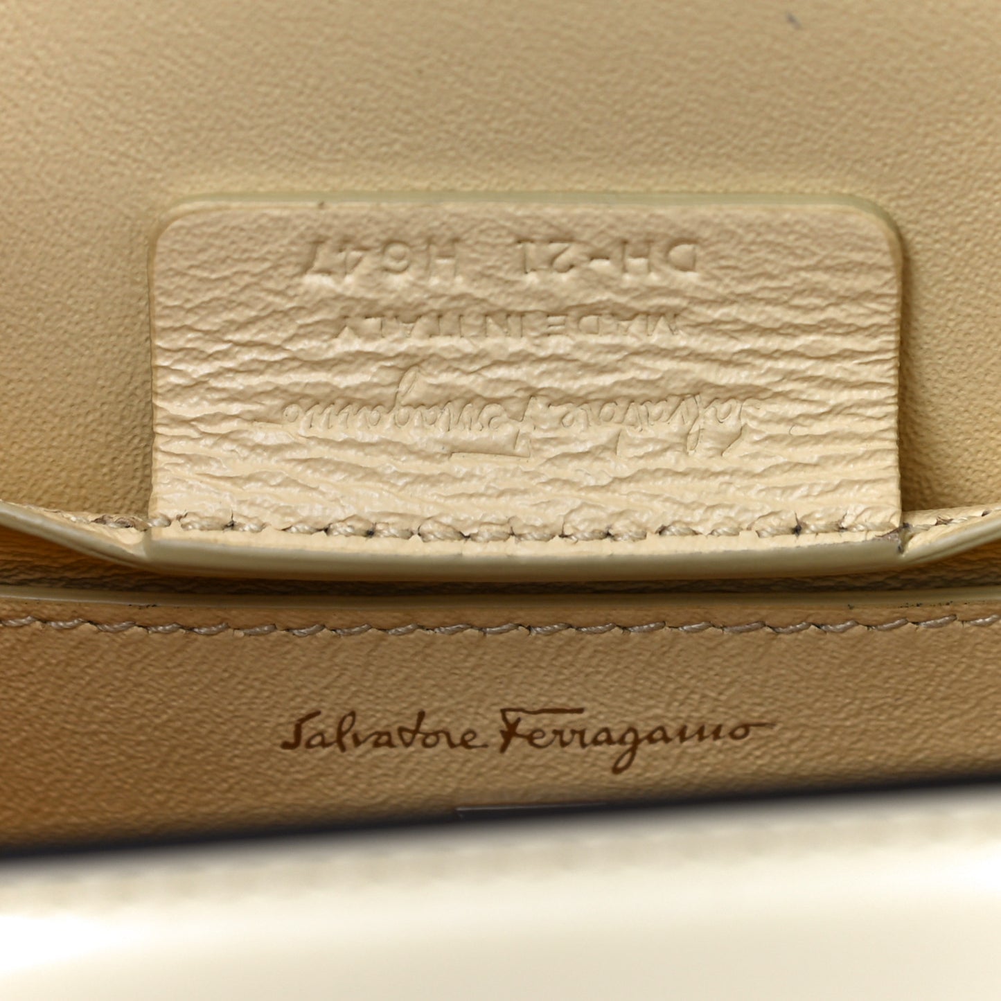 Smooth Calfskin Mini Boxyz Light Yellow