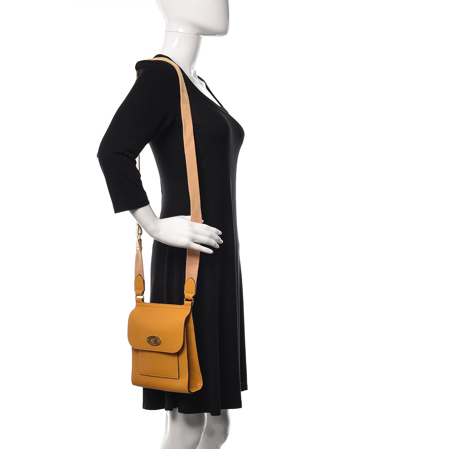 Mulberry Natural Grain Calfskin New Antony Messenger Crossbody Deep Amber 2 of 12