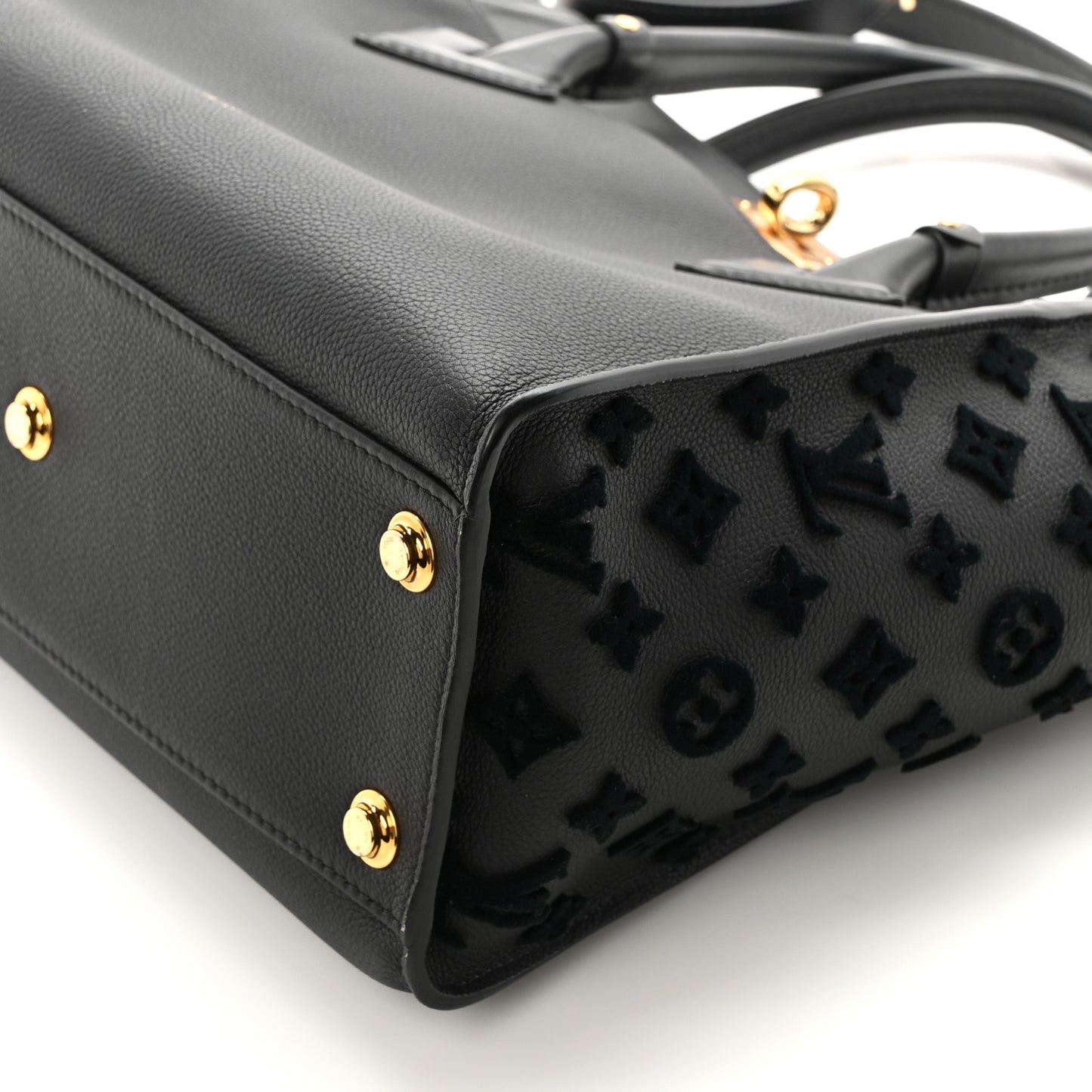 Calfskin Monogram Tufting On My Side Black