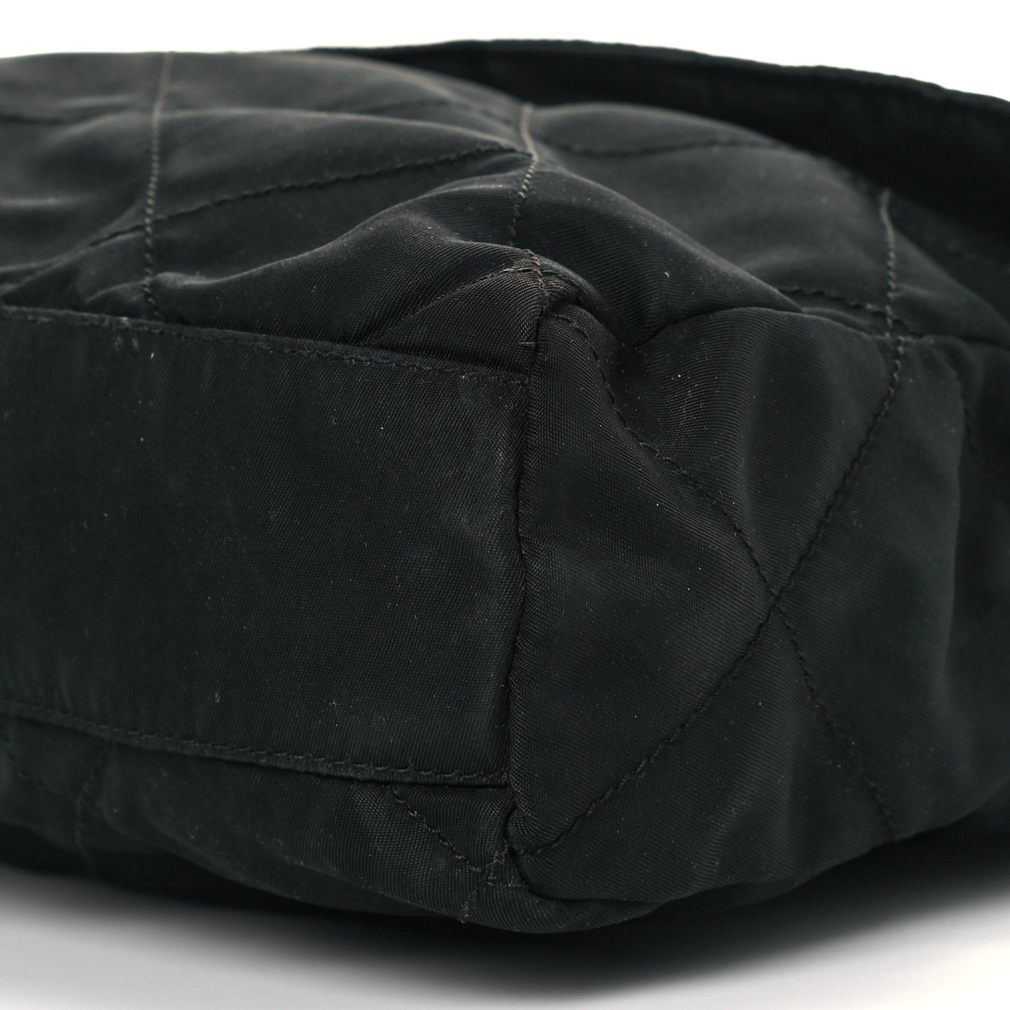 Nylon Tessuto Impuntu Quilted Flap Shoulder Bag Black