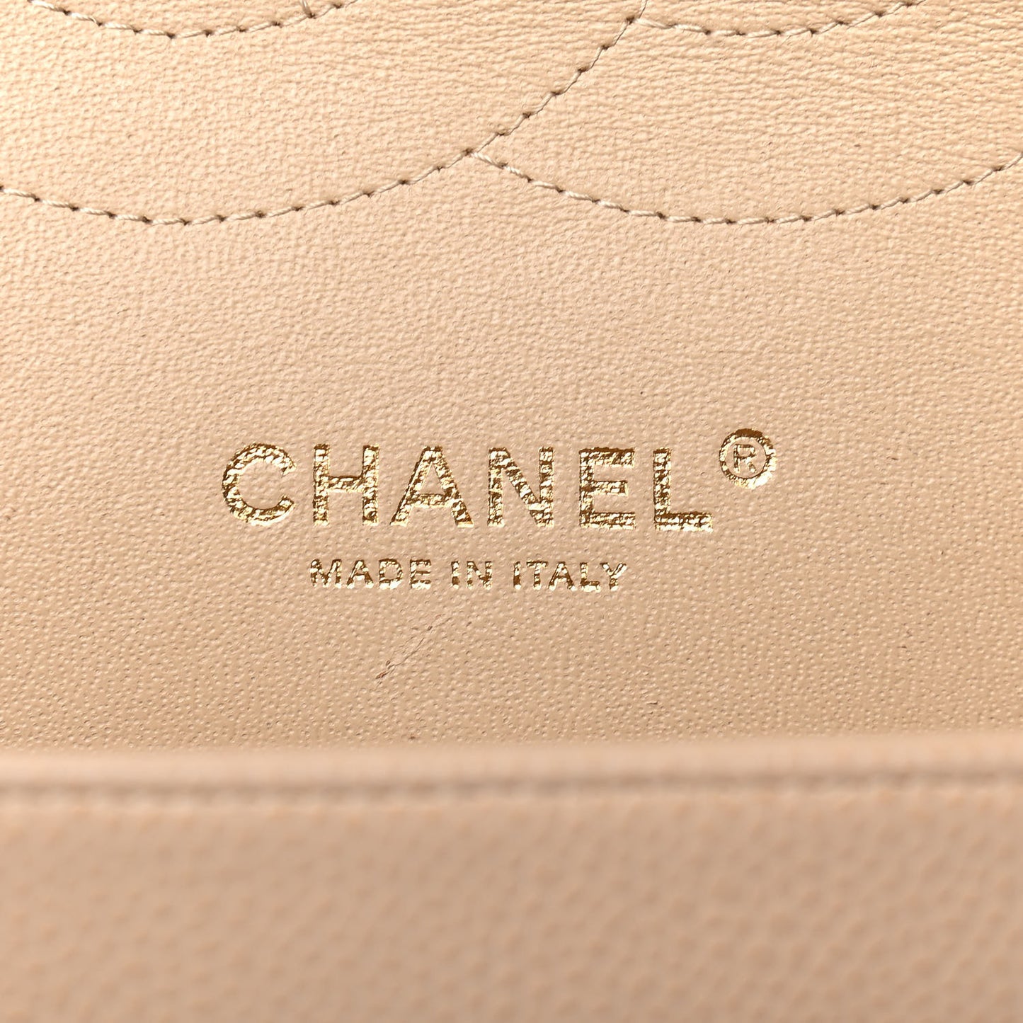 Caviar Quilted Jumbo Double Flap Beige Clair