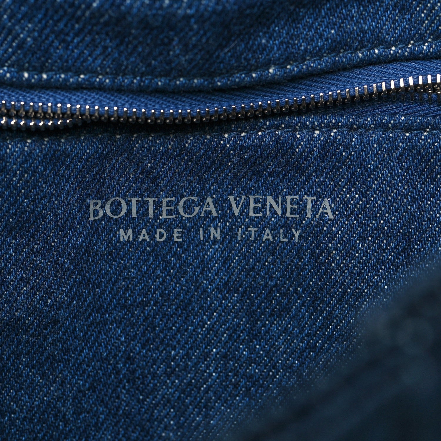 Bottega Veneta Denim Maxi Intrecciato Cassette Crossbody Bag Indigo 6 of 10