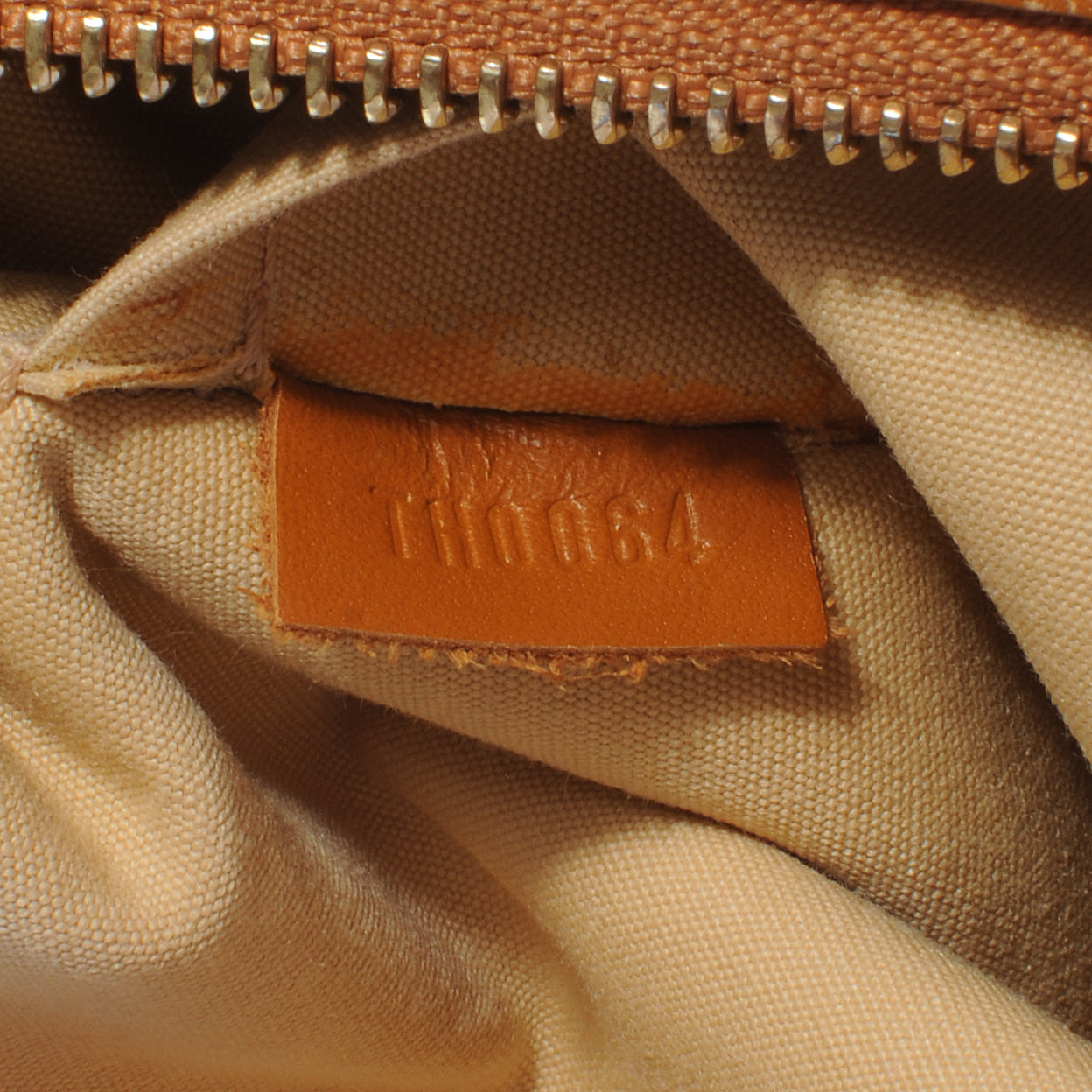 Mini Monogram Kathleen Pochette Beige