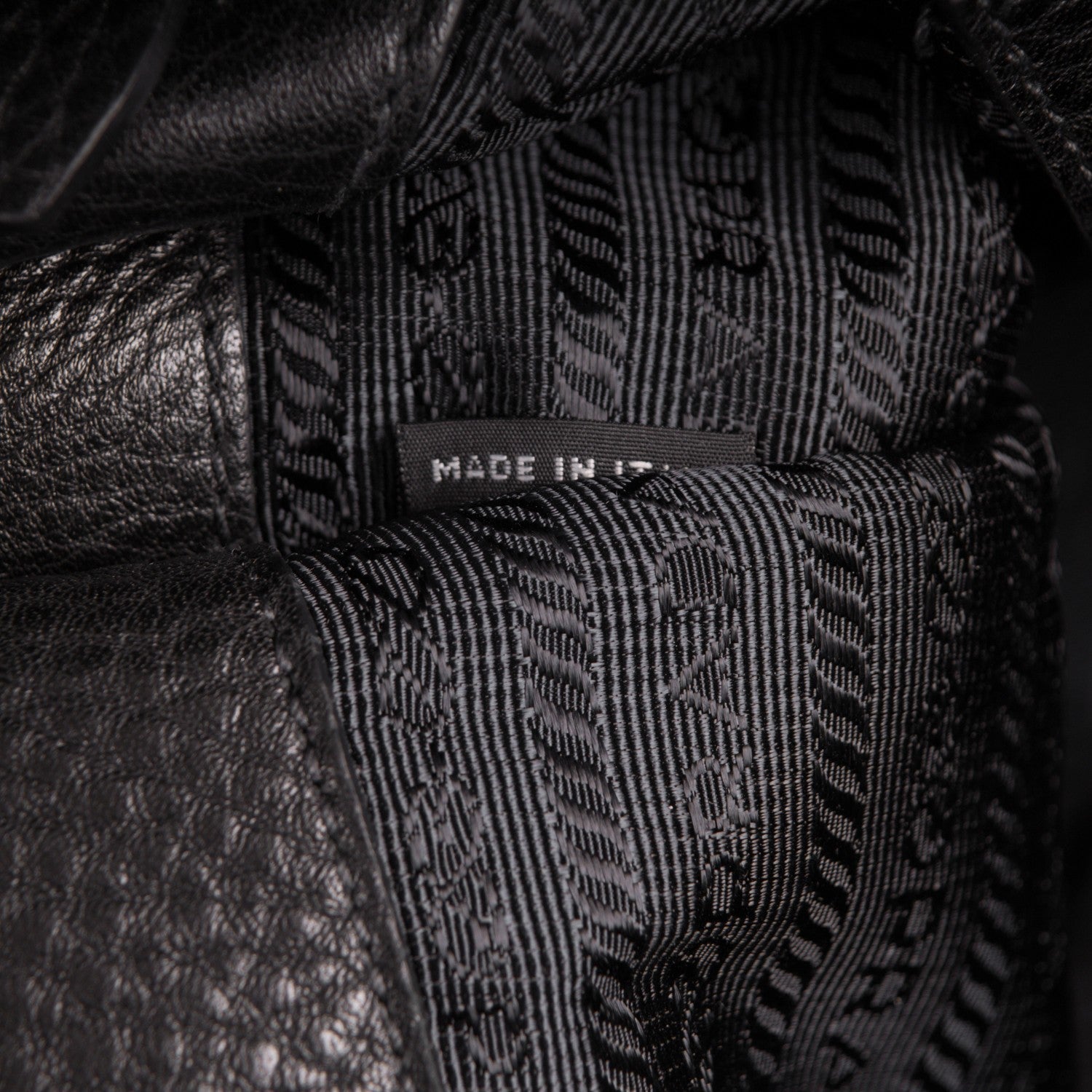 Prada Vitello Daino Tote Nero Black 7 of 9