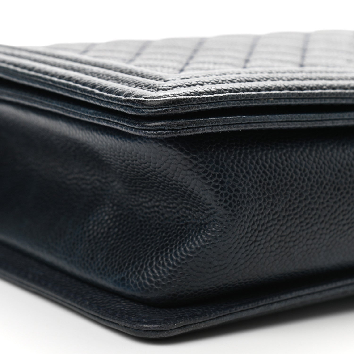 Chanel Pearly Caviar Quilted New Medium Boy Flap Navy 9 of 12