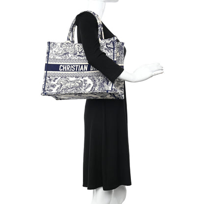 Christian Dior Canvas Embroidered Medium Dioriviera Toile De Jouy Book Tote Blue 2 of 13