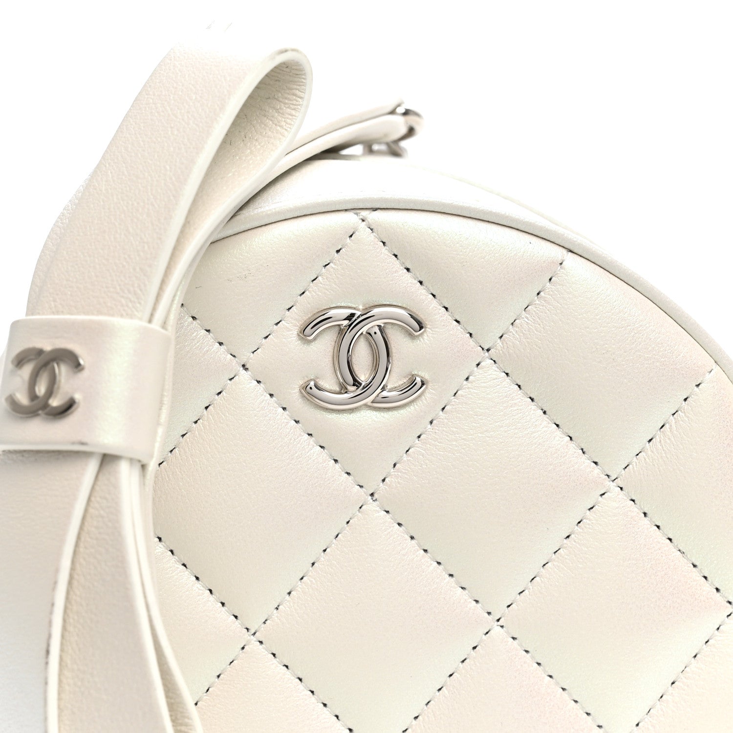 Chanel Iridescent Lambskin Quilted Coco Bow Round Clutch With Chain Ivory 8 of 10