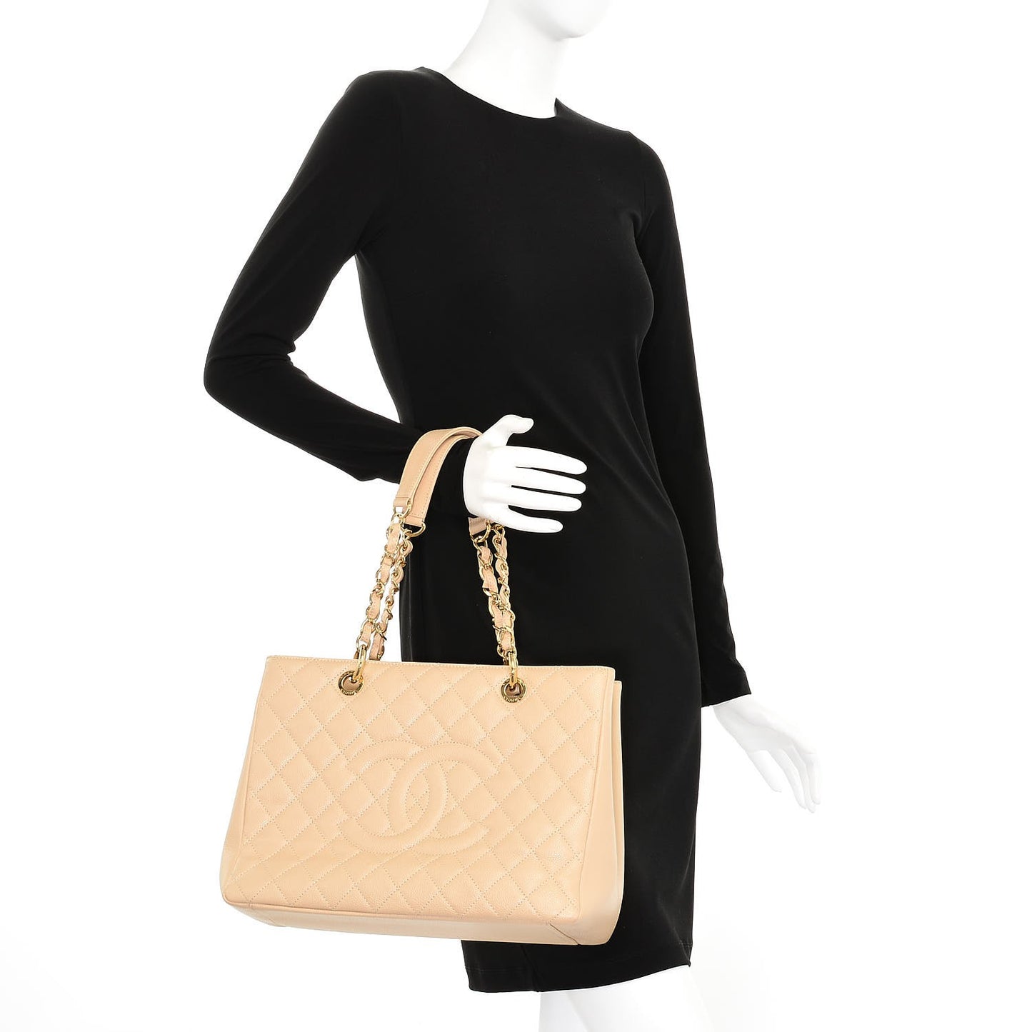 Caviar Quilted Grand Shopping Tote GST Beige Clair