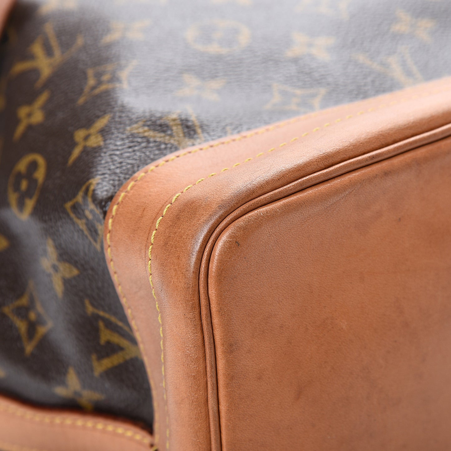 Monogram Noe