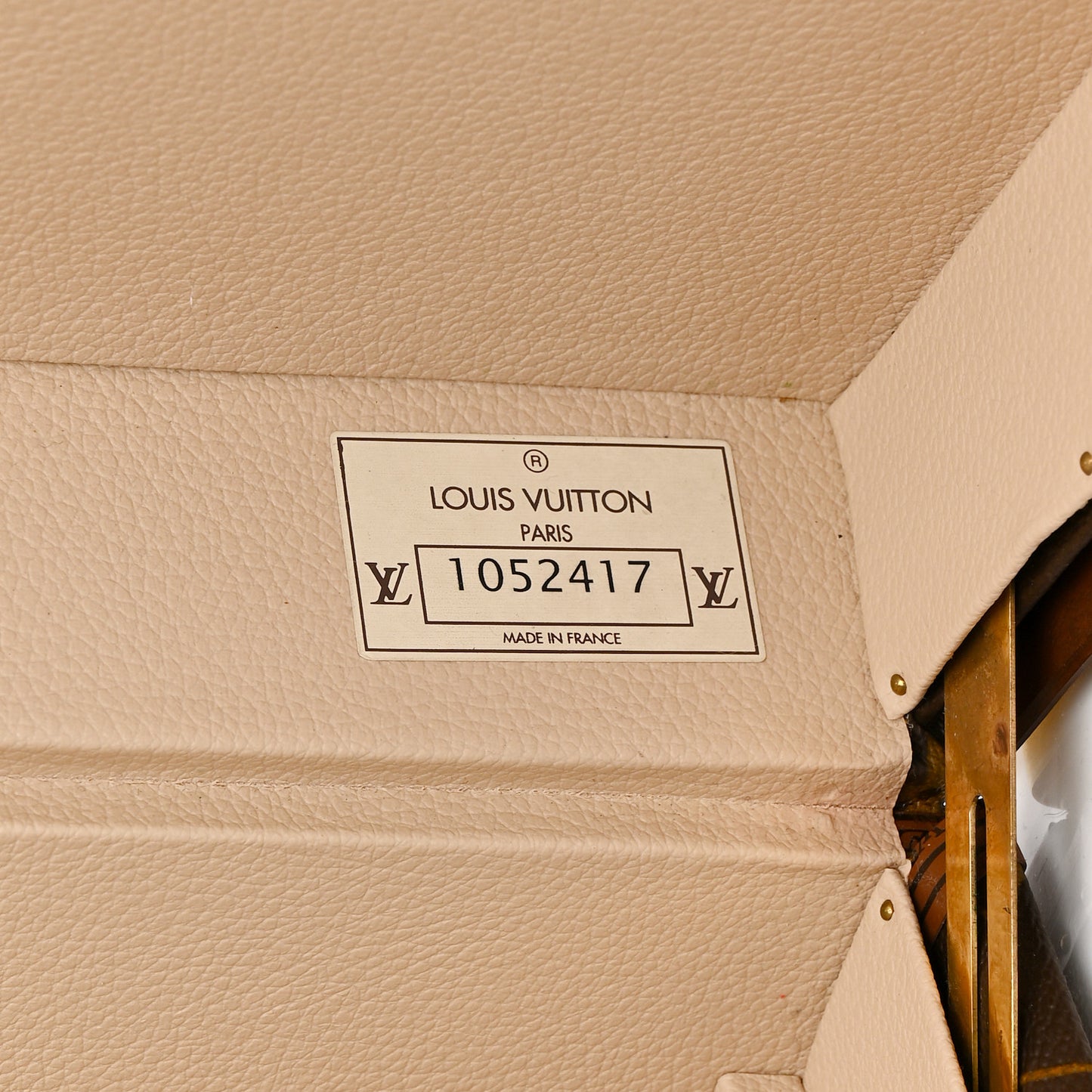 Monogram Alzer 80