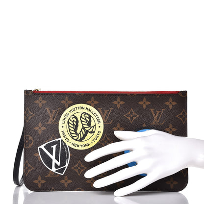 Louis Vuitton Monogram World Tour Neverfull MM GM Pochette 2 of 8