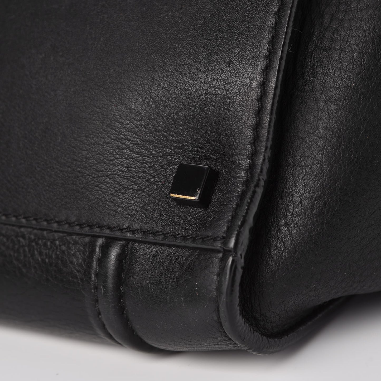 Supple Calfskin Medium Phantom Luggage Black