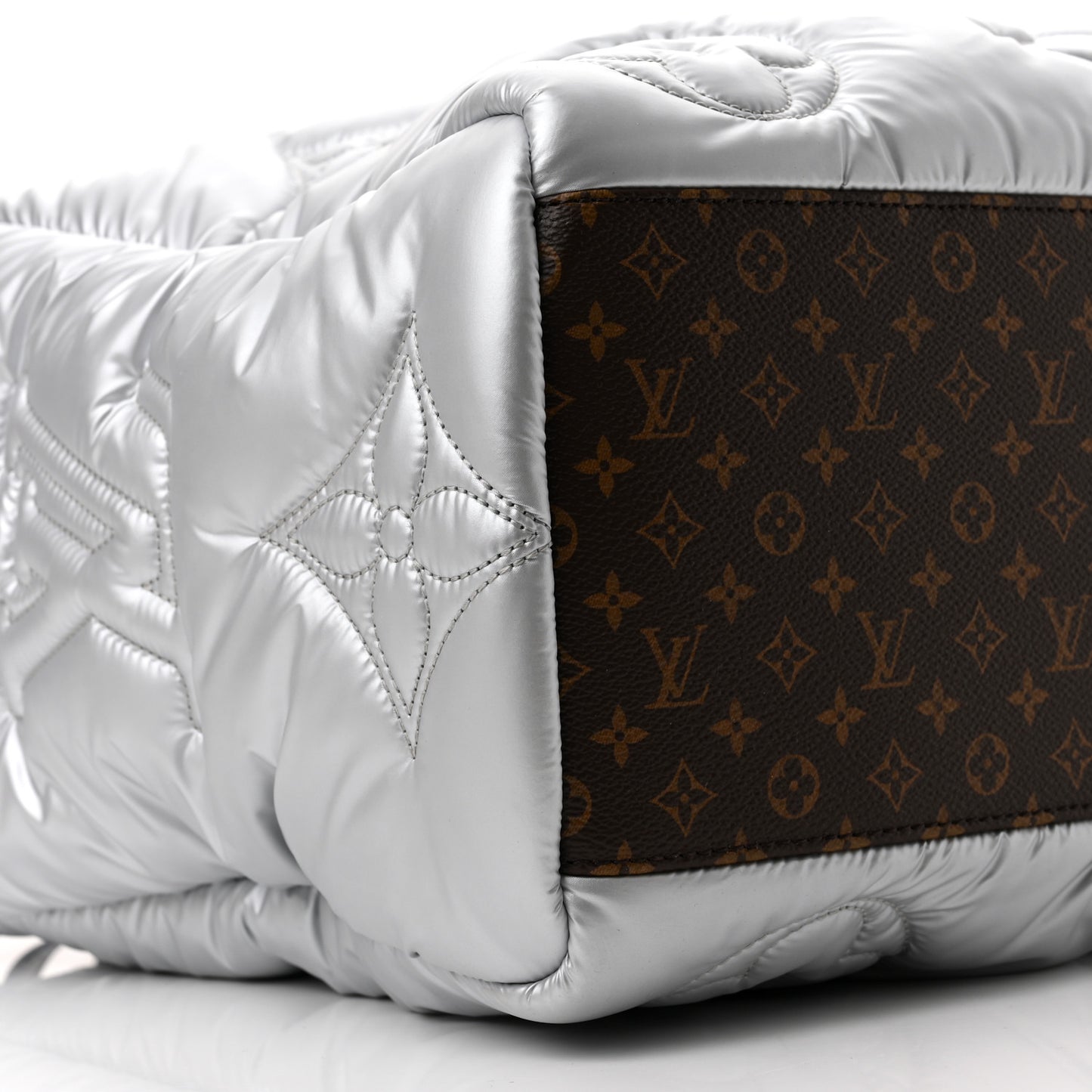 Econyl Monogram Pillow Giant Onthego GM Silver