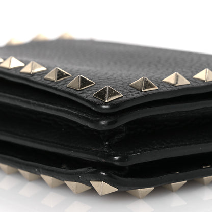 Valentino Garavani Pebbled Calfskin Rockstud Wallet On Chain Black 16 of 20