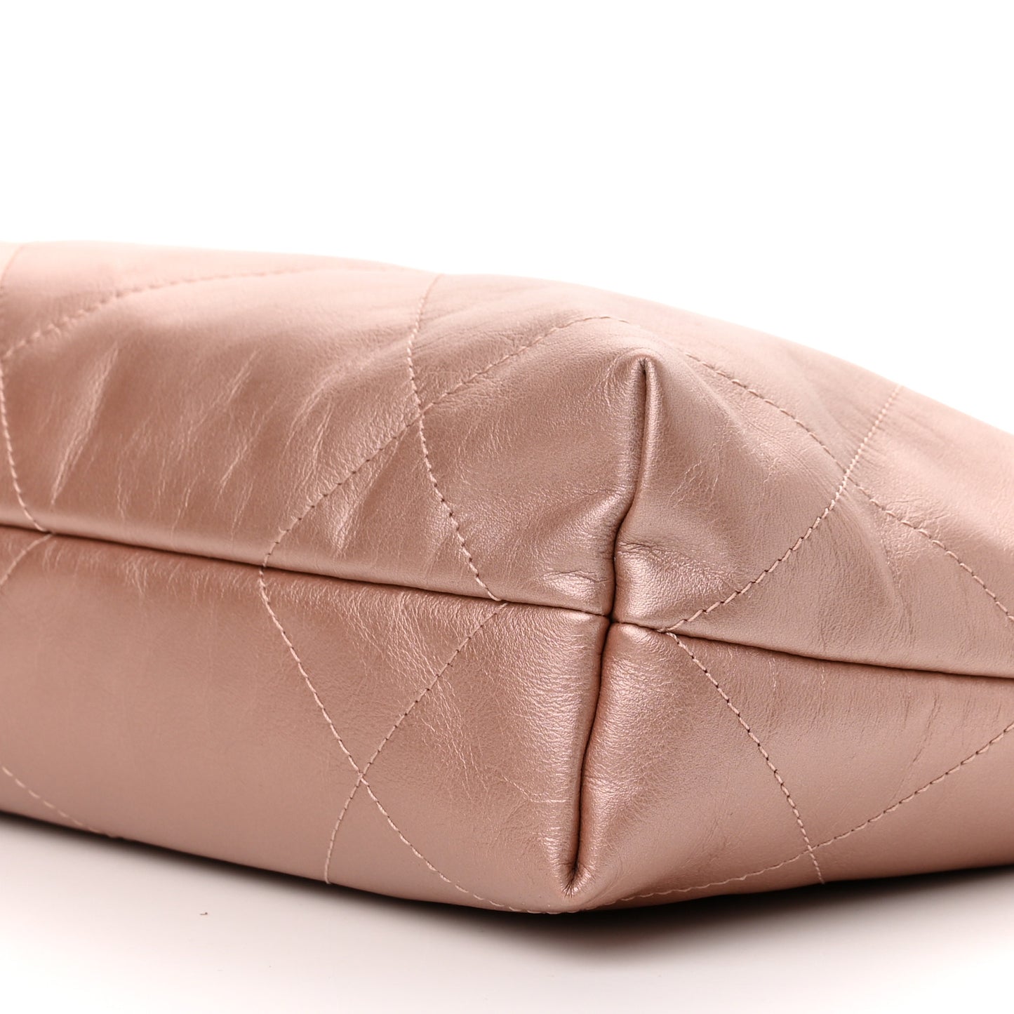 Metallic Calfskin Quilted Small Chanel 22 Pink