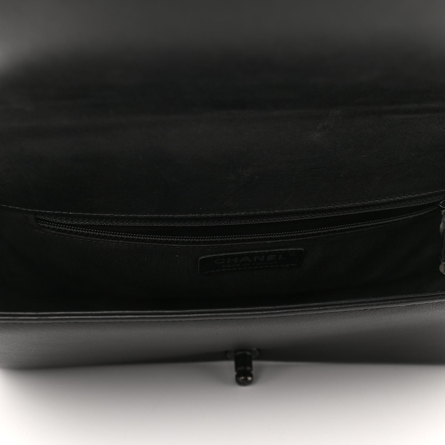 Calfskin Quilted New Medium Boy Flap So Black