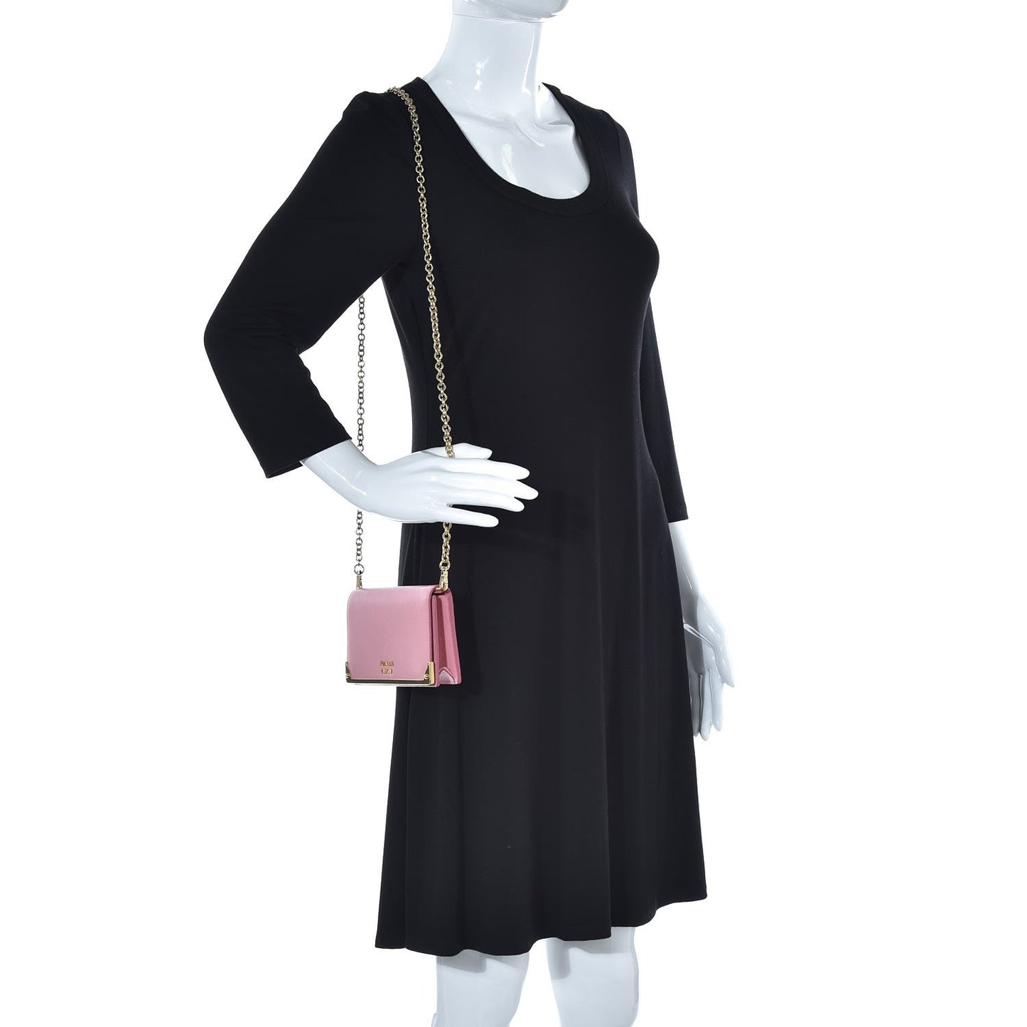 Saffiano Cahier Chain Wallet Petalo