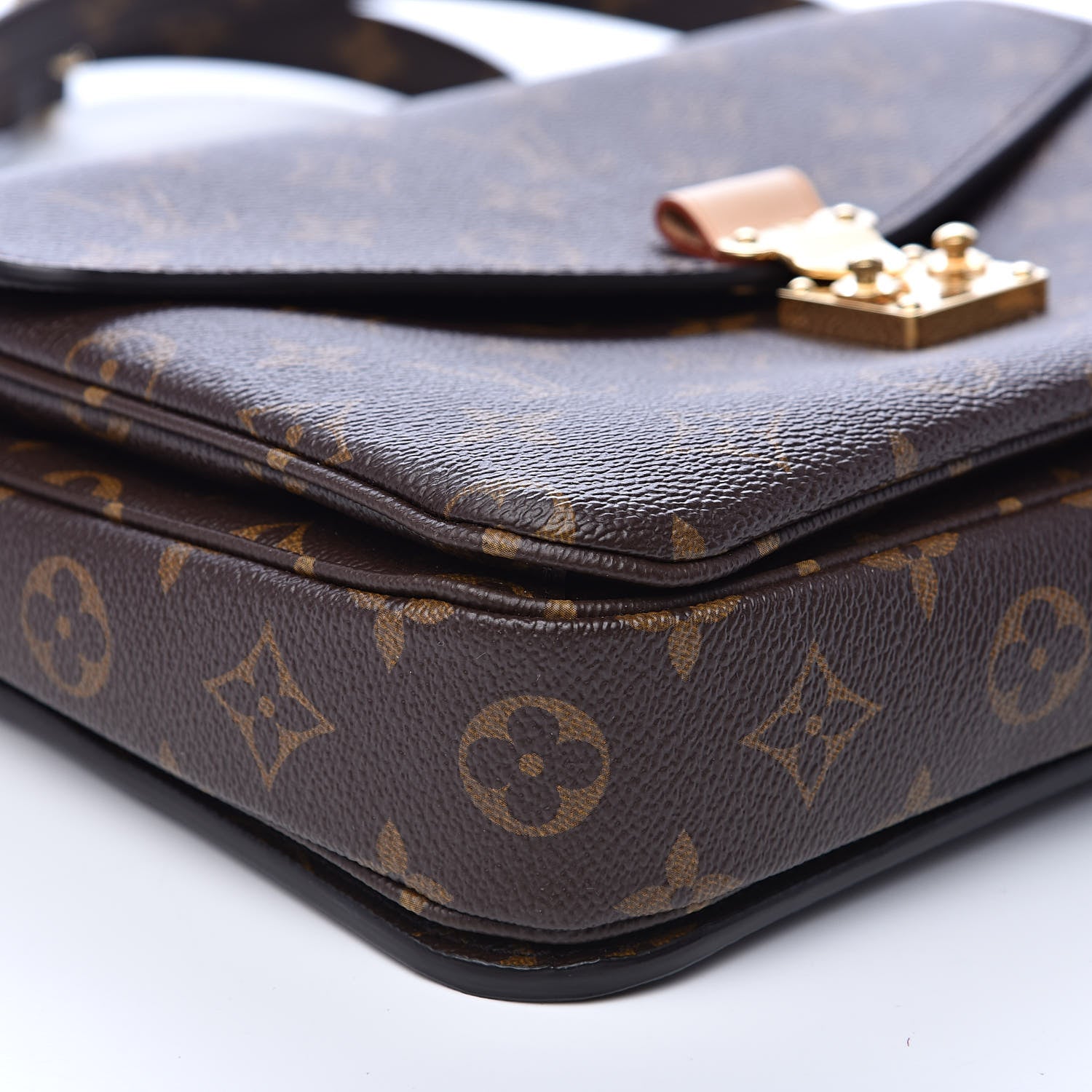 Louis Vuitton Monogram Pochette Metis 8 of 10