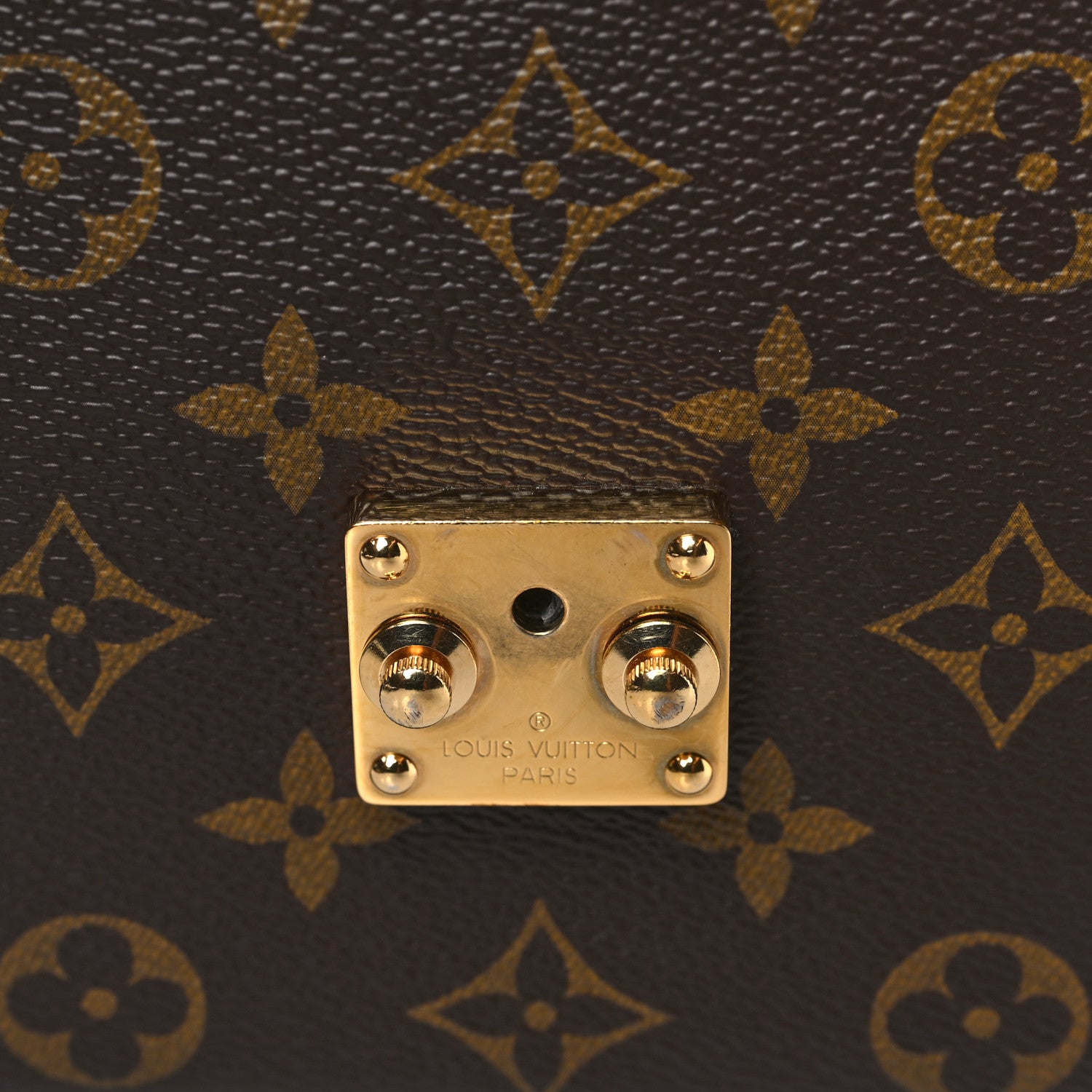 Louis Vuitton Monogram Pochette Metis 12 of 12
