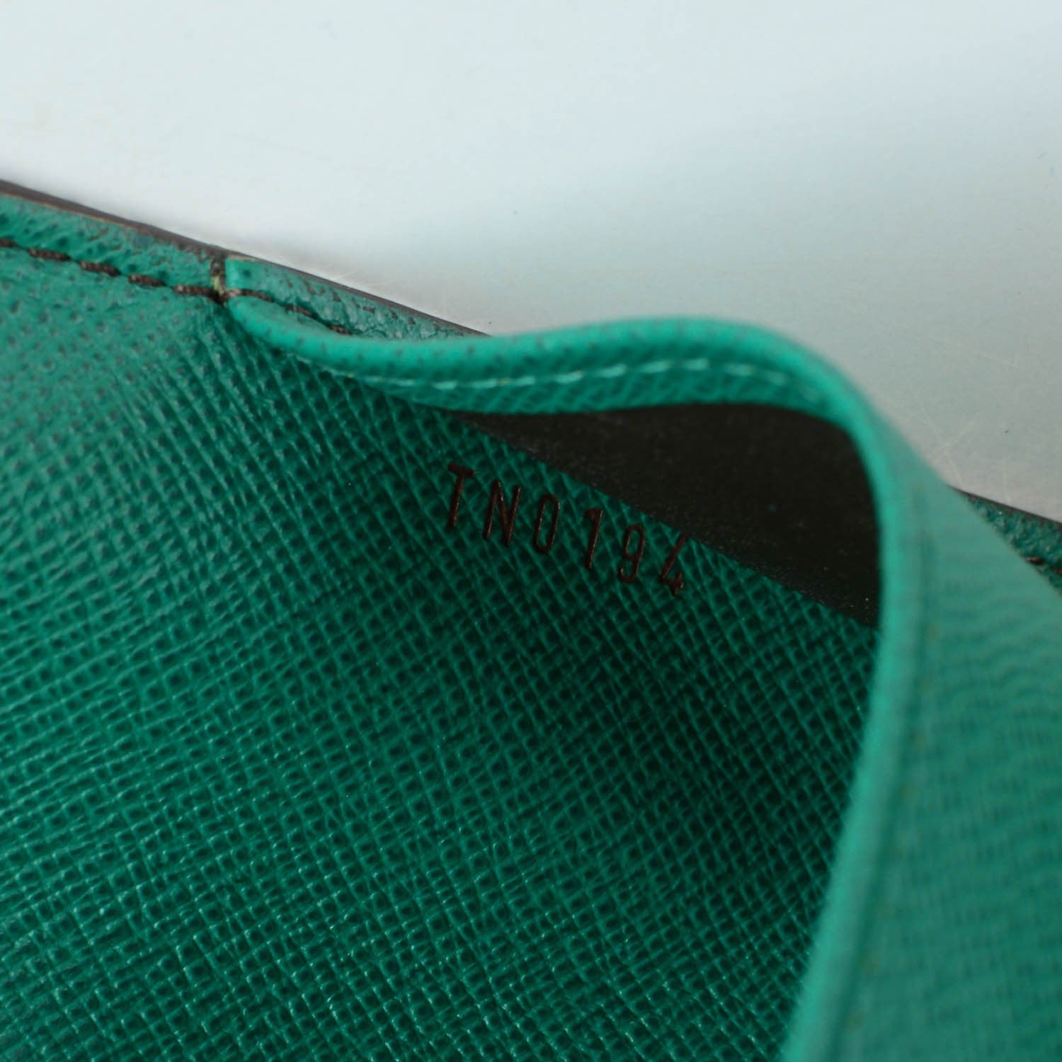 Louis Vuitton Monogram Josephine Wallet Vert 8 of 8