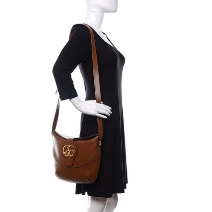 Gucci Boarded Plutone Calfskin Medium Arli Shoulder Bag Nocciola 2 of 10