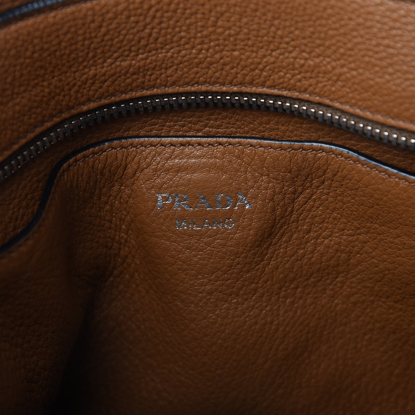 Vitello Phenix Tote Cannella