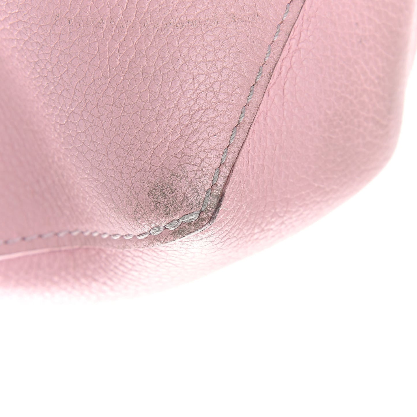 Soft Calfskin Lockme II Top Handle Rose Ballerine