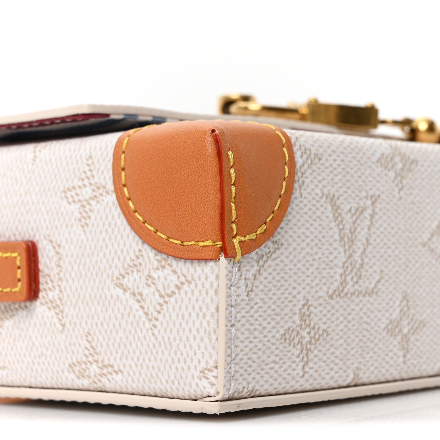 Louis Vuitton Heritage Monogram Steamer Wearable Wallet Off White 8 of 9