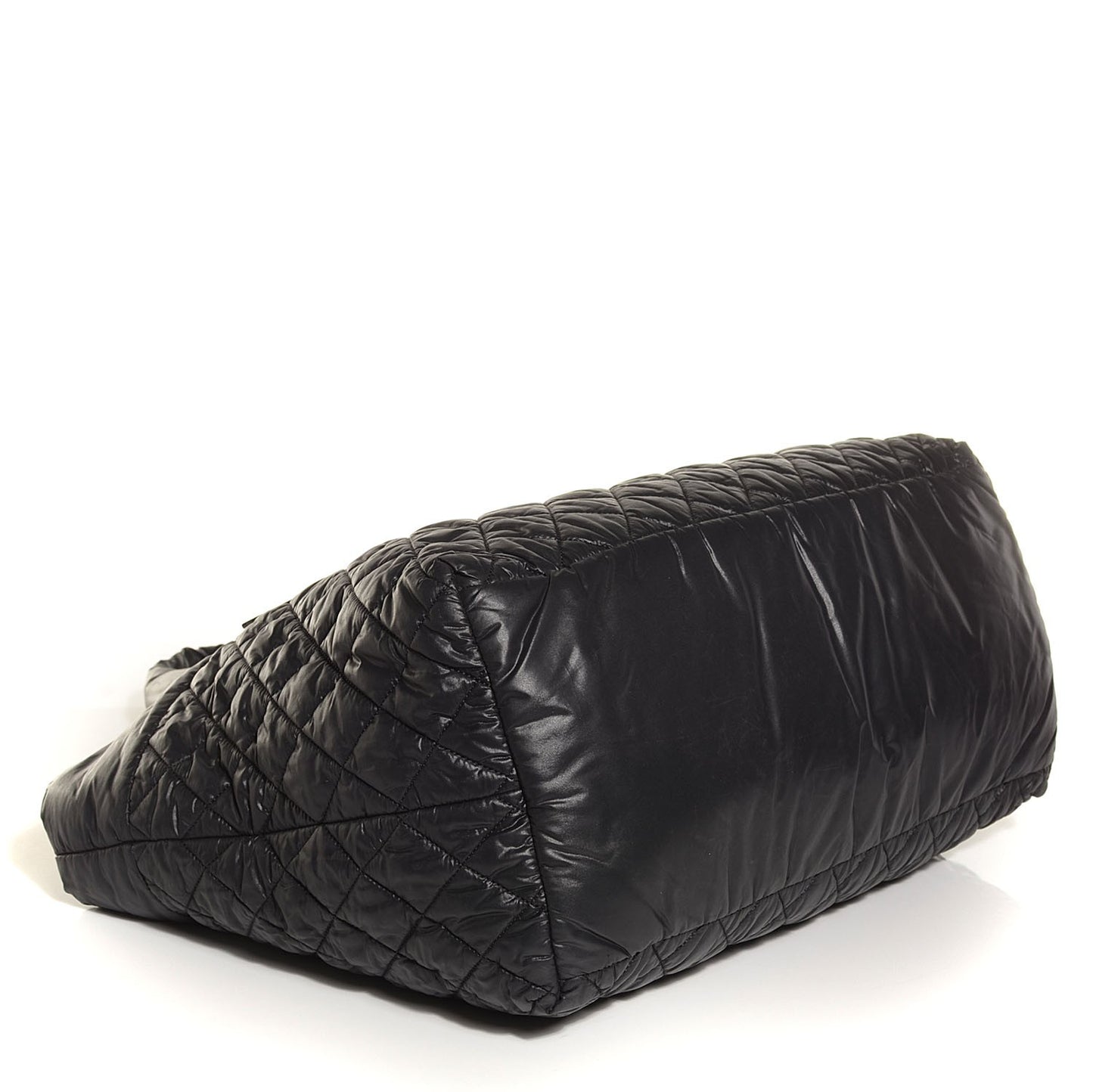Nylon Quilted Coco Cocoon Medium Reversible Tote Black Red