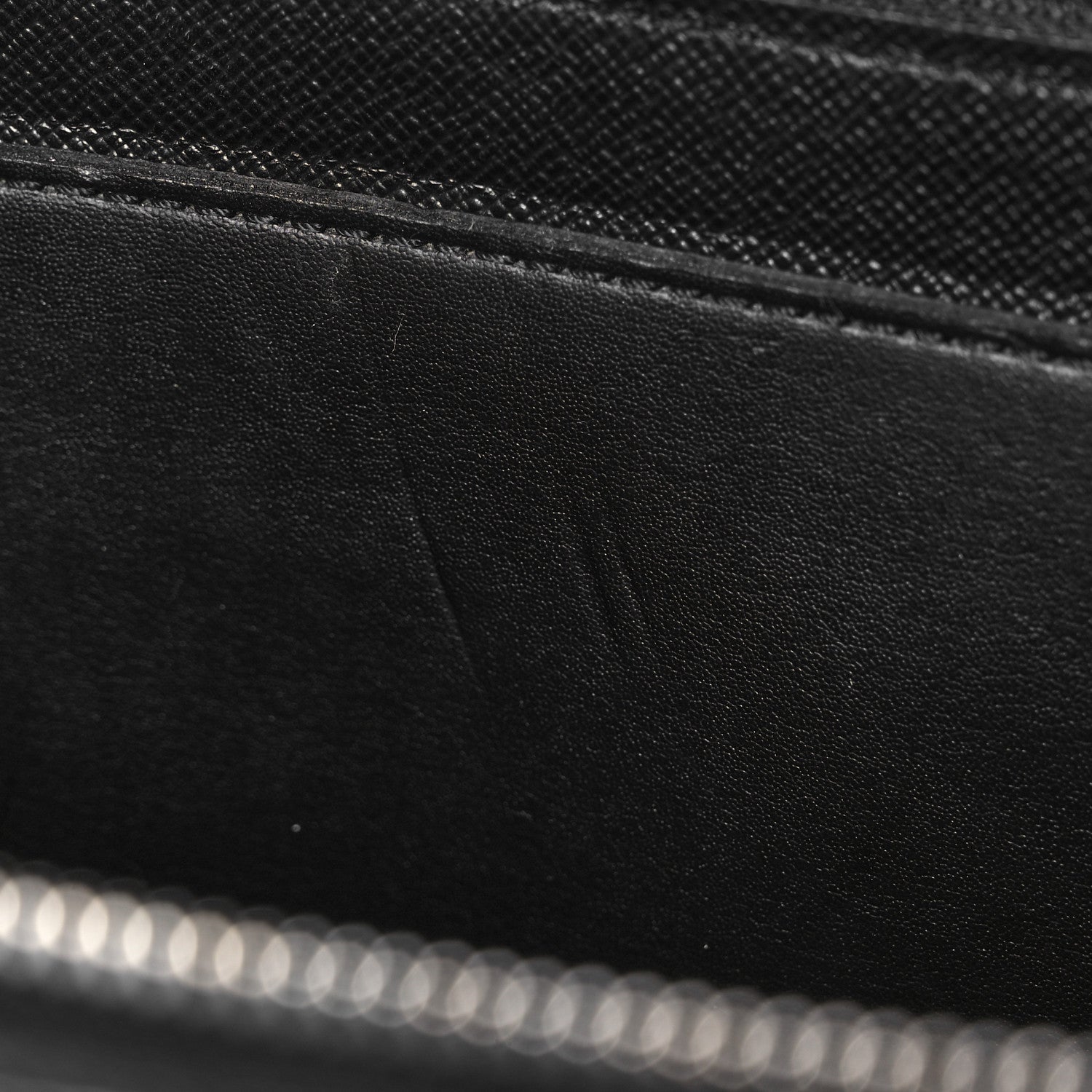 Louis Vuitton Taiga Lozan Ardoise 11 of 20