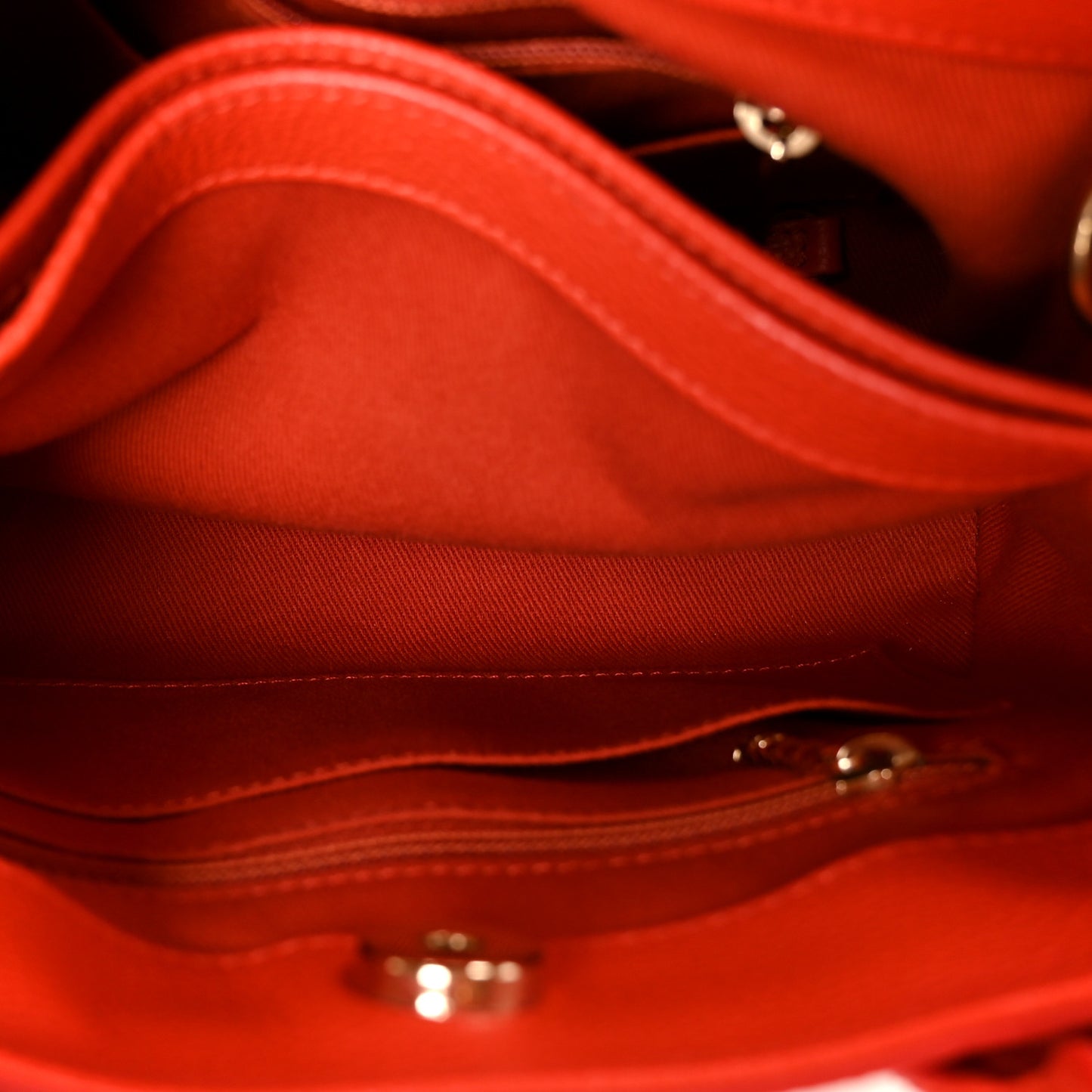 Grained Calfskin Mini Neo Executive Shopper Tote Red